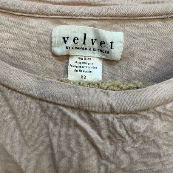 Velvet by Graham and Spencer tan Blouse XS - Picture 2 of 4